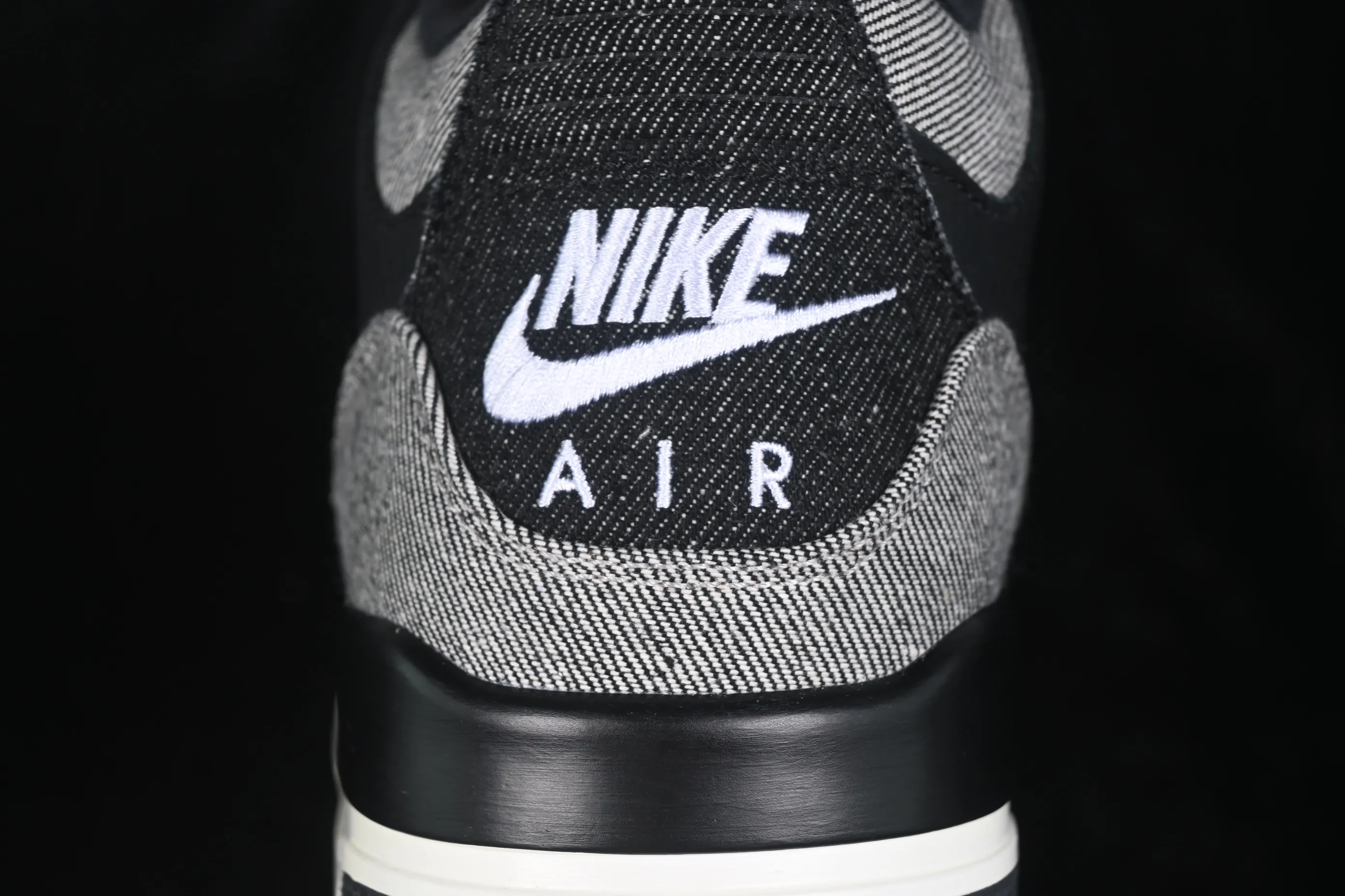 All categories Air Jordan Jordan series basketball shoes Air Jordan 3 Levi's x Air Jordan 3 "Black Denim" AJ3 Joe 3 Black Denim IR0914-400
